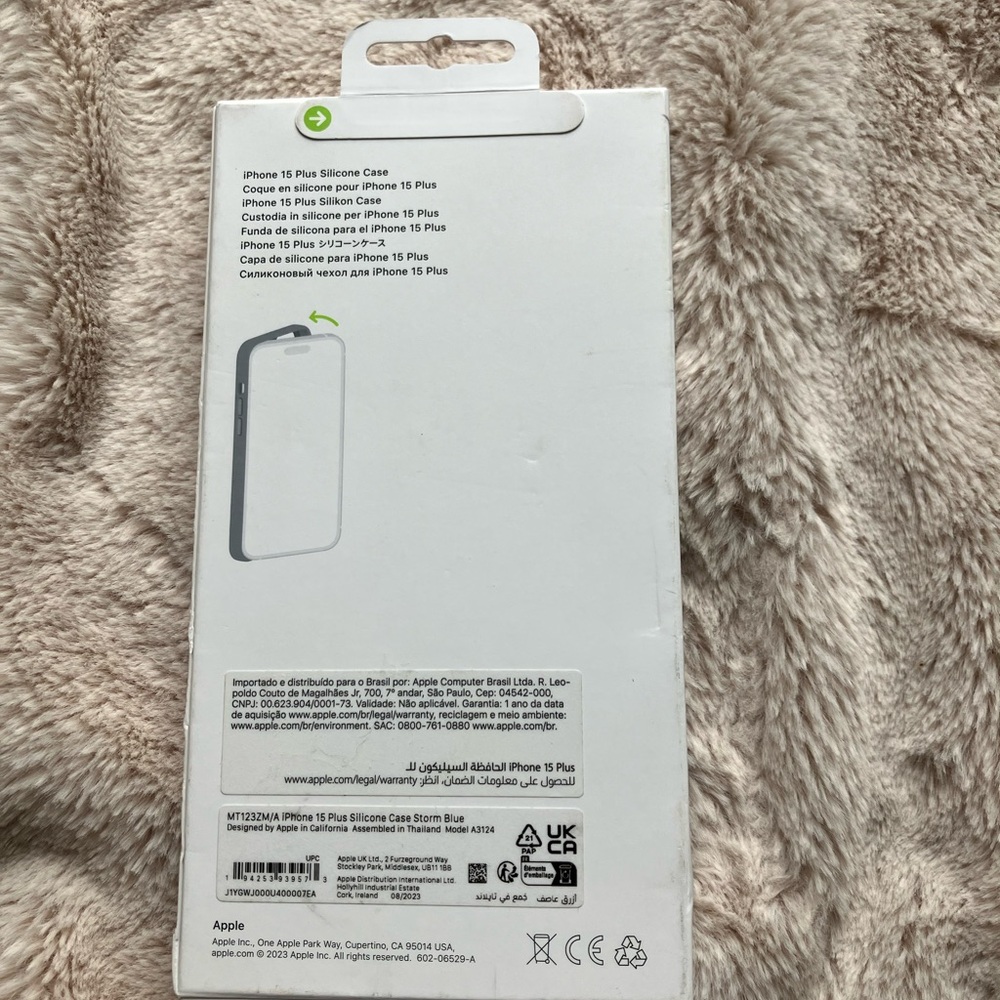 Apple iPhone 15 Plus Silicone Case - Deep Blue - Picture 2 of 2